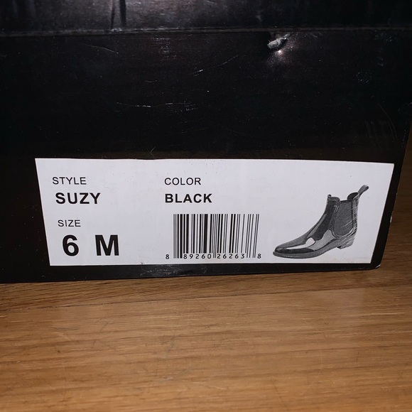 Black rain boots - Picture 12 of 12